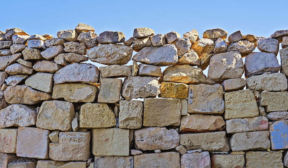 Do Pebbles Absorb Water? (All Doubts Solved!) Pretty Pebble